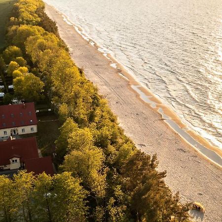 Nad Brzegiem Baltyku Hotel Сърбиново Екстериор снимка