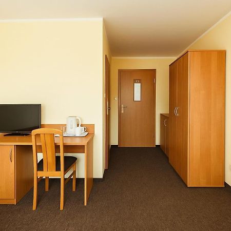 Nad Brzegiem Baltyku Hotel Сърбиново Екстериор снимка