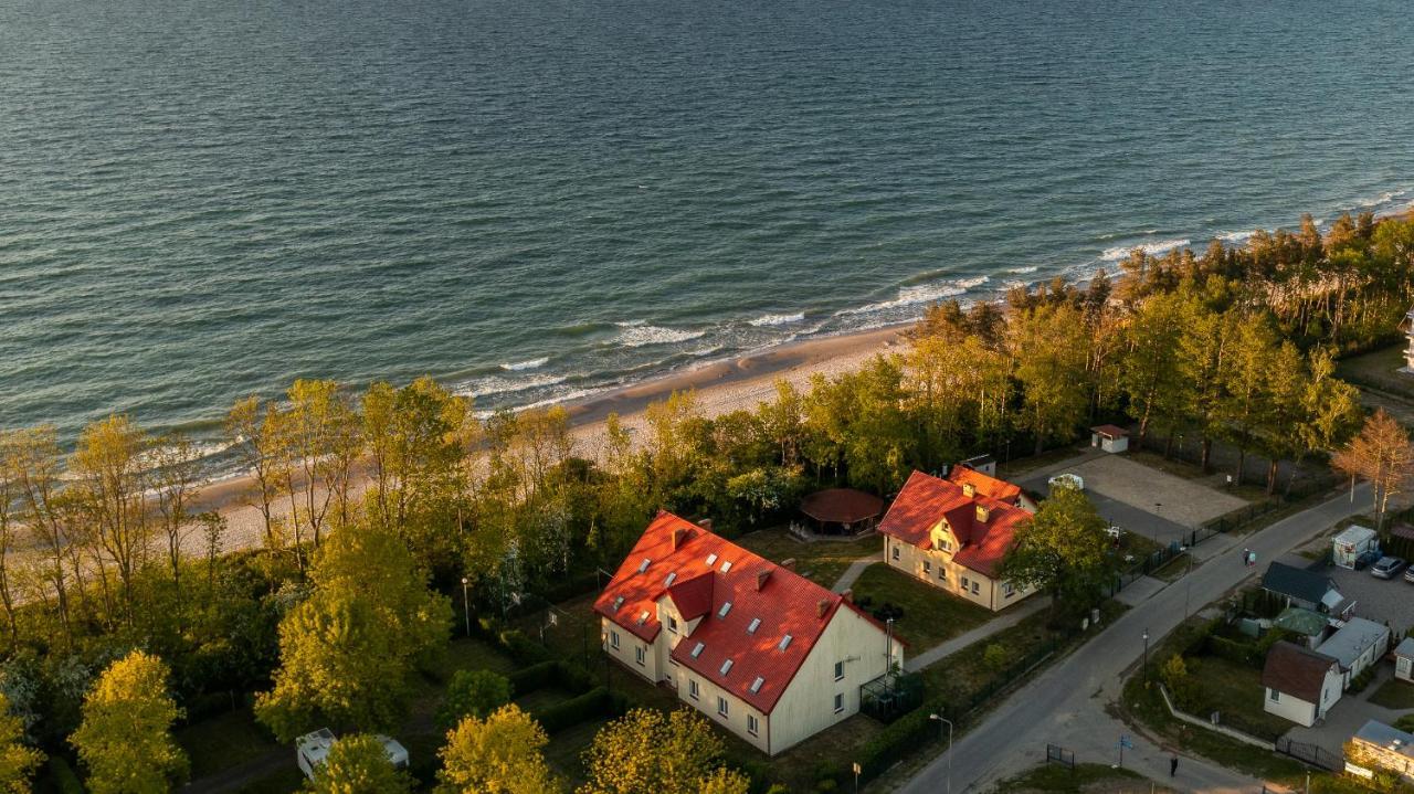 Nad Brzegiem Baltyku Hotel Сърбиново Екстериор снимка
