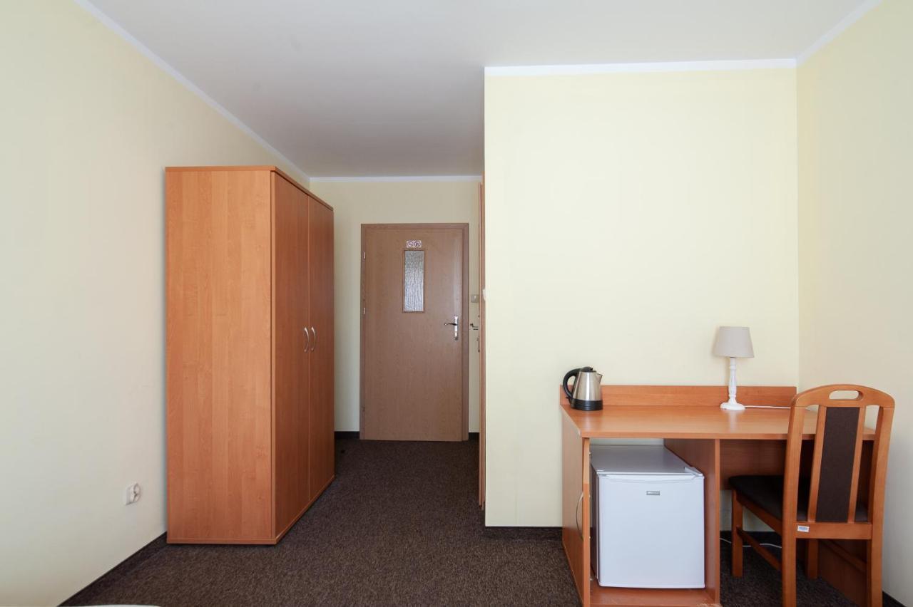 Nad Brzegiem Baltyku Hotel Сърбиново Екстериор снимка