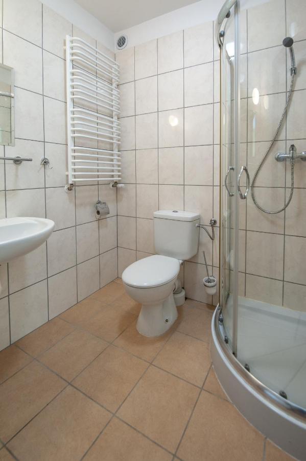 Nad Brzegiem Baltyku Hotel Сърбиново Екстериор снимка