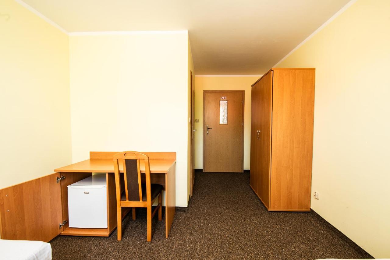 Nad Brzegiem Baltyku Hotel Сърбиново Екстериор снимка